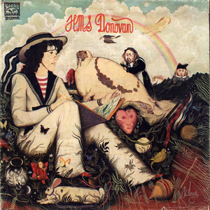 小学六年级女生蹭桌角
